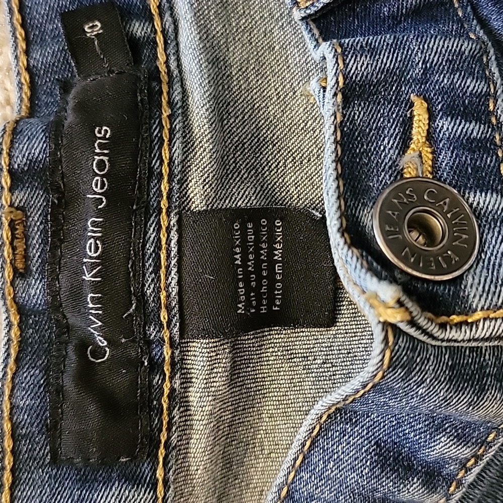 CALVIN KLINE FLARE MEDIUM WASH WOMENS JEANS SIZE 10X32 - Picture 3 of 9